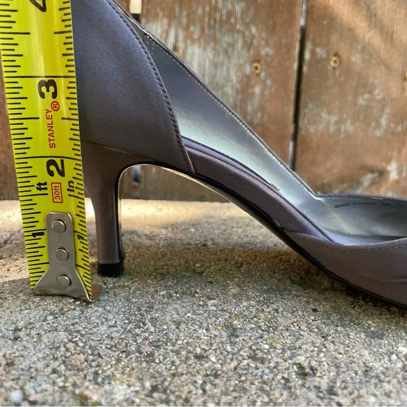 NINA Women’s Gray Satin Fabric Open Toe Heel Pump Size 7.5 - Picture 11 of 11